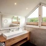 Das Landhaus Apartments Hotel 3*