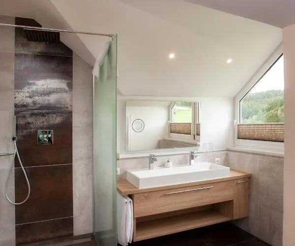 酒店 Das Landhaus 普鲁姆